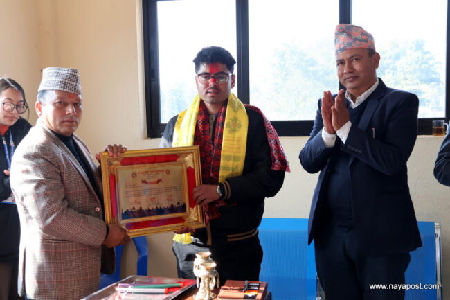 नगर अस्पताललाई सुविधा सम्पन्न बनाउने मेयर नापितको प्रतिबद्धता
