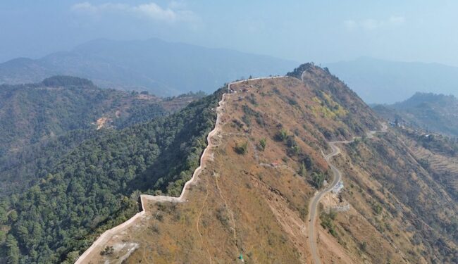 पर्यटकका रोजाइमा ‘तुवाचुङ मिनी ग्रेटवाल’
