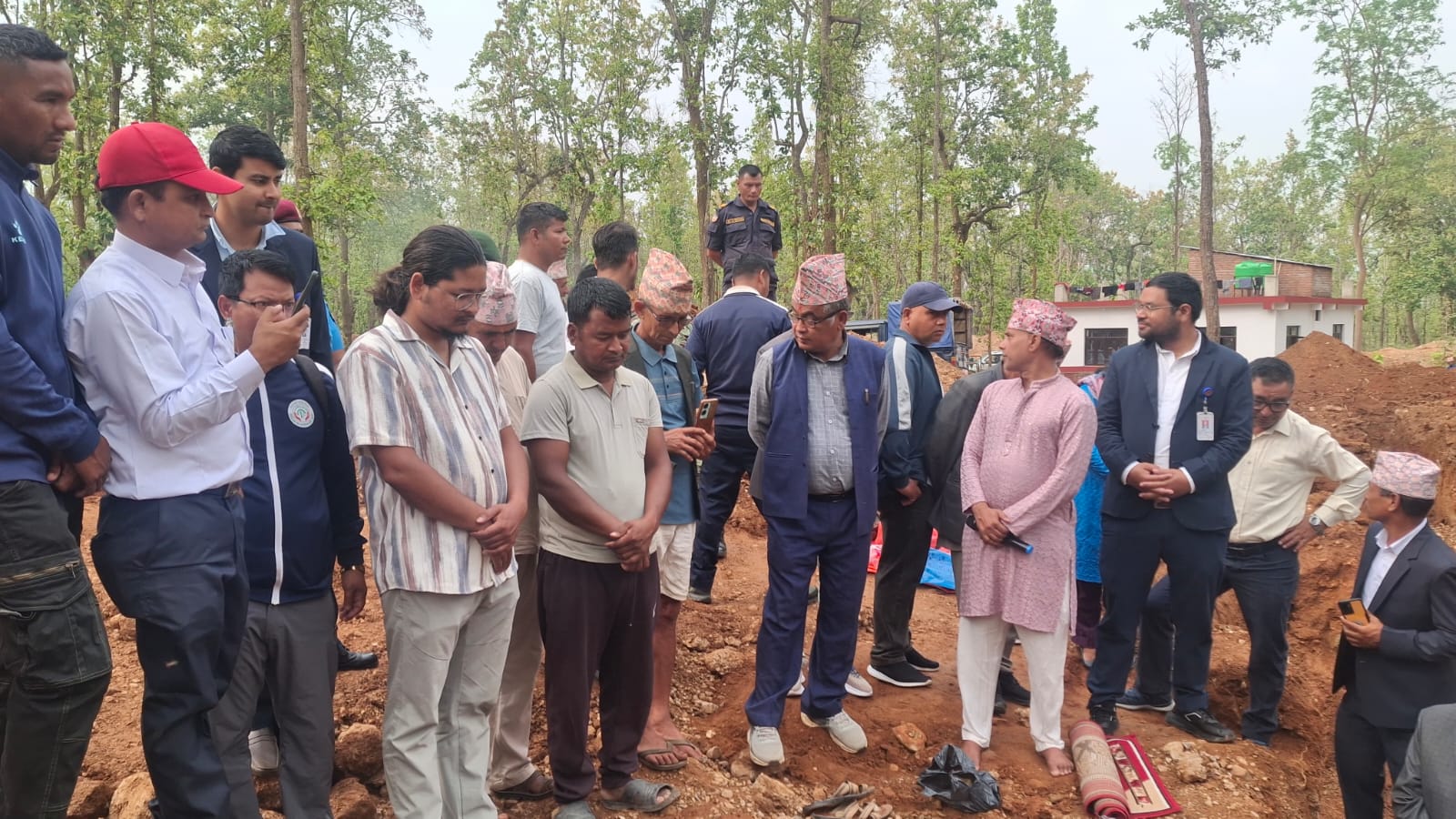 ञ्चपुरी–४ बरैचेमा डिभिजन वन कार्यालय भेरीको नयाँ प्रशासनिक भवन शिलान्यास